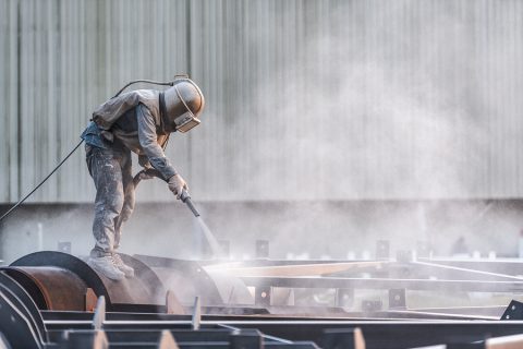 Gritty Cleaning – Benefits of an Abrasive Blast