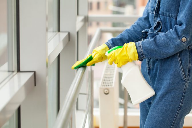 Building cleans professionals while working